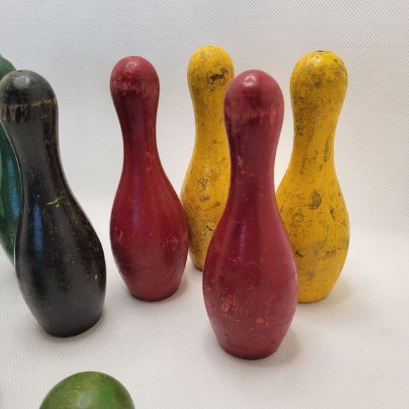 Mid-Century Wooden Toy Bowling Pin and Ball Set 1950s Rainbow - Picture 6 of 12